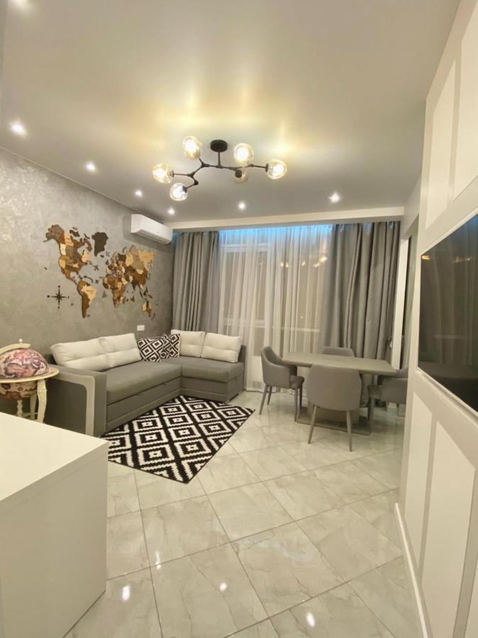 Vip Apartment In Odessa المظهر الخارجي الصورة
