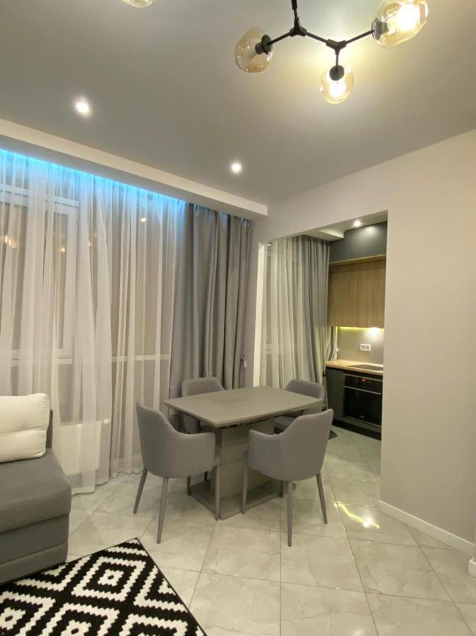 Vip Apartment In Odessa المظهر الخارجي الصورة